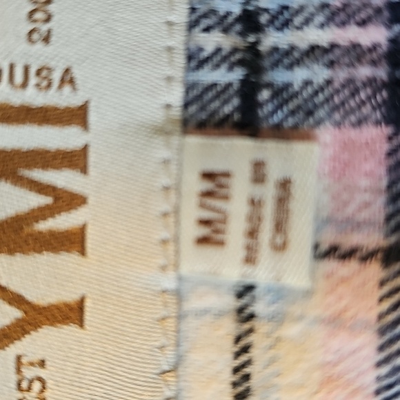 YMI USA Plaid Button-Up Shirt W/pearl Snaps. Size Meduim. Cotton - Picture 7 of 9